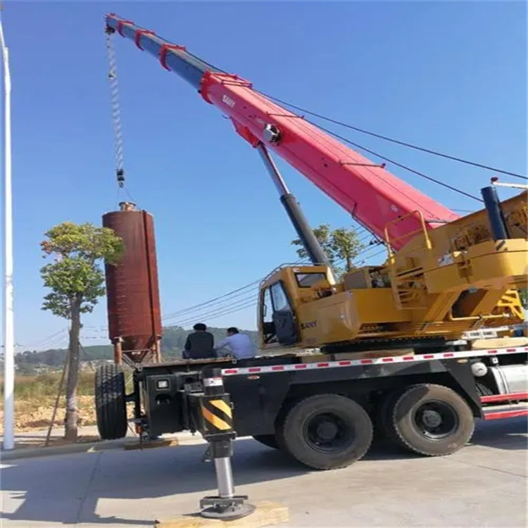 鹤峰专业吊车租赁多少钱