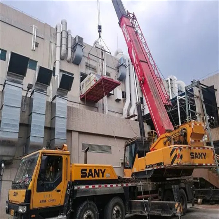 鹤峰租赁大型汽车吊，助力工程项目高效进行