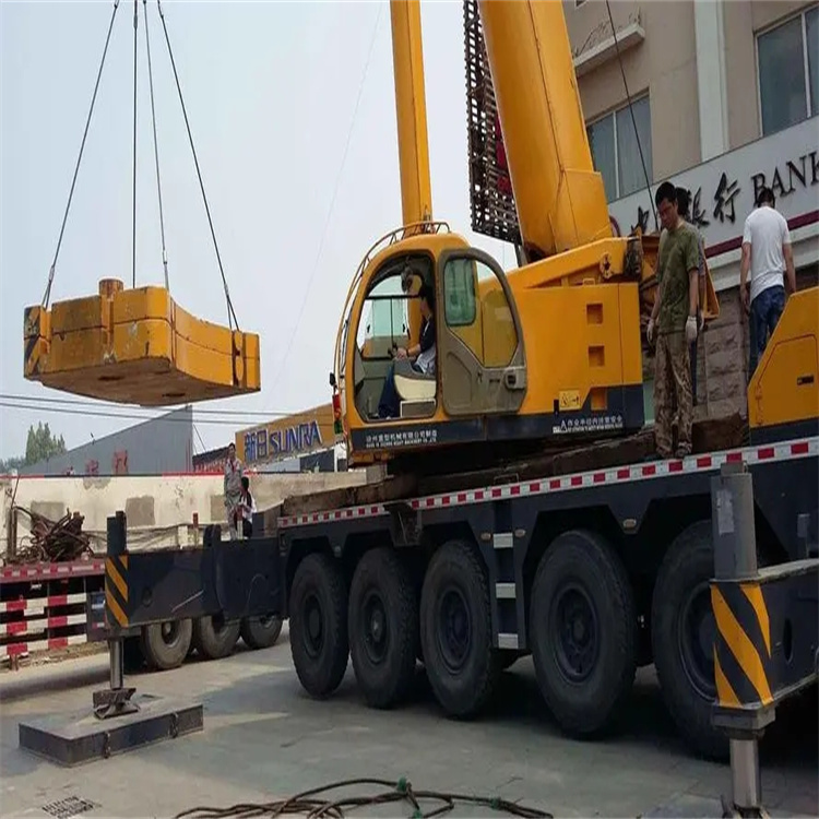 鹤峰当地吊车出租|机器吊装|75吨|工厂搬迁服务